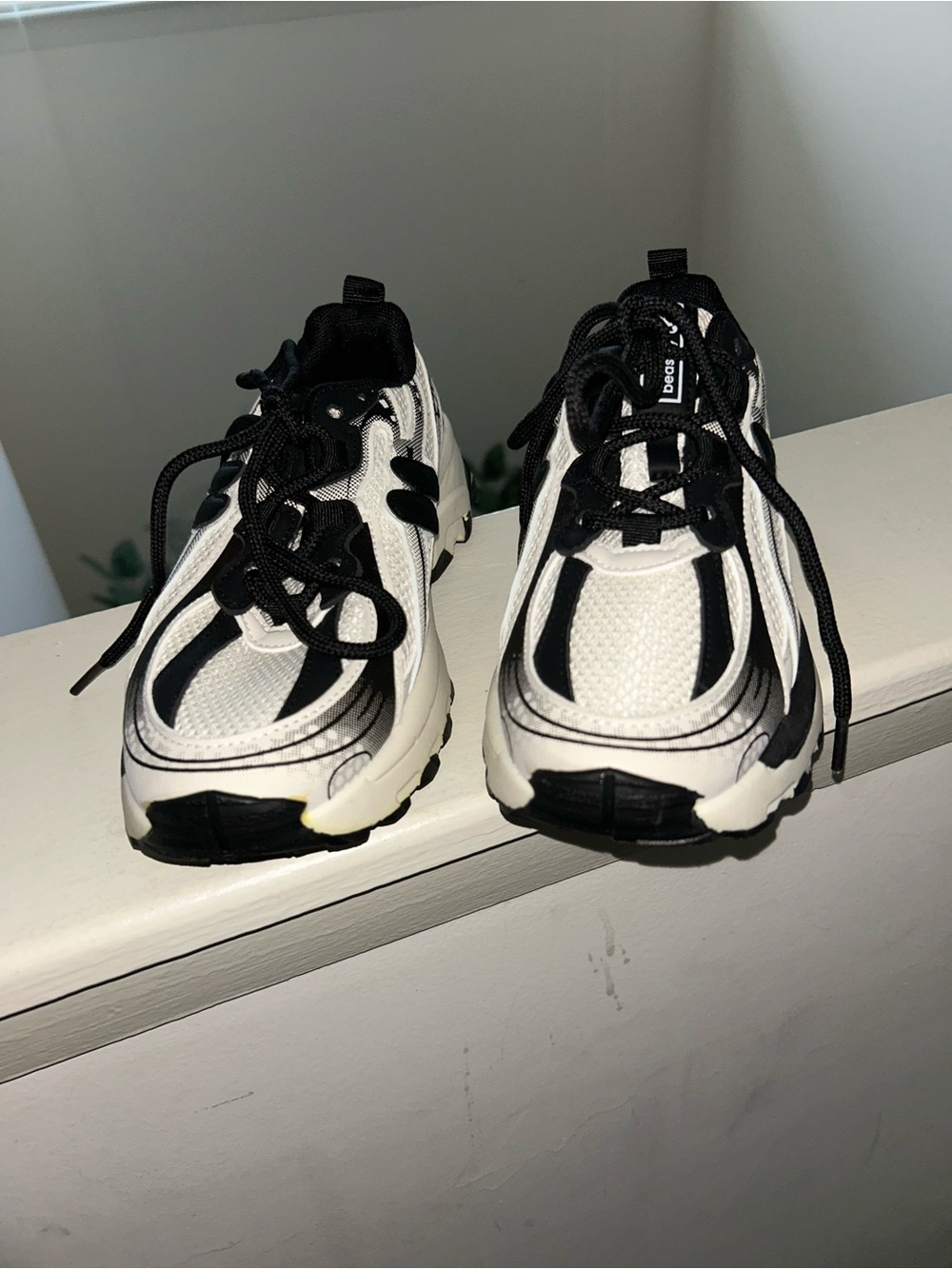 Black & White Chunky Athletic Sneakers - Picture 2 of 4